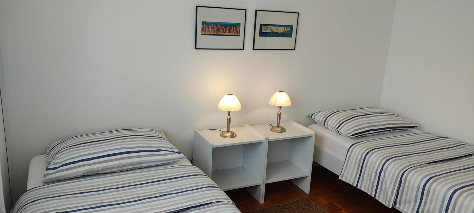 Amazing Seaview Apartment With A Balcony Near The Beach - Kneza Trpimira I Zadar Bagian luar foto